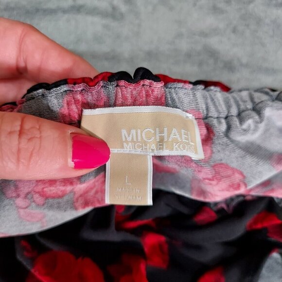 Womens Off-Shoulder Black & Red Floral Peplum Blouse - Picture 7 of 12